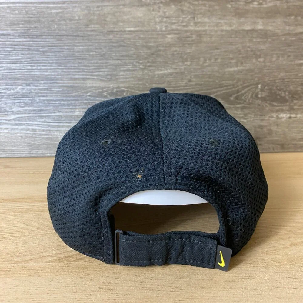 Oregon Ducks Hat Cap Strap Back Black Yellow Nike Dri‎ Fit Adjustable